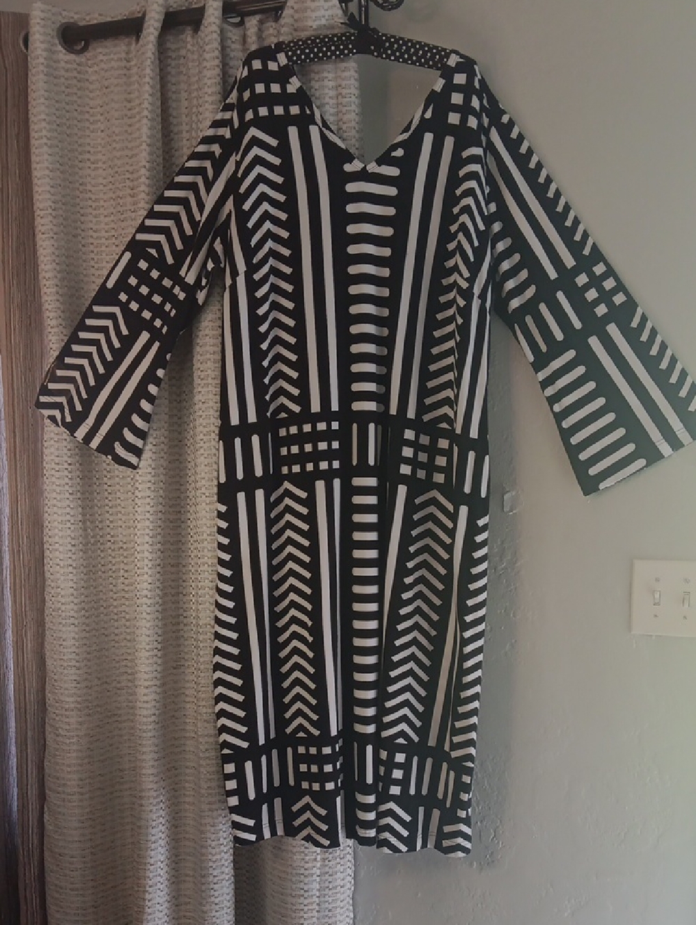 Ashro Black & White Geometric Midi Dress